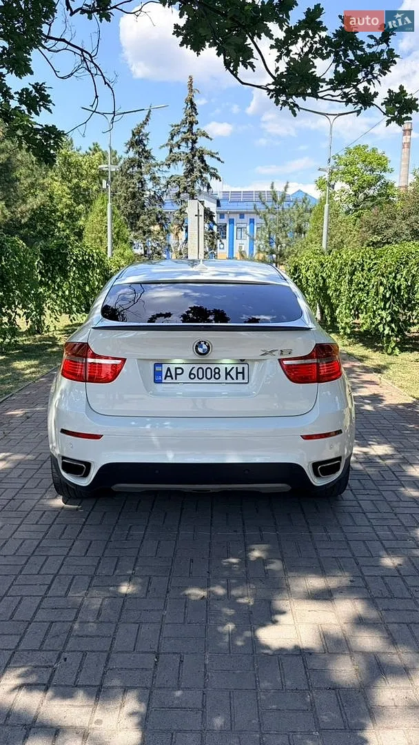 2010 BMW X6 - мініатюра 12
