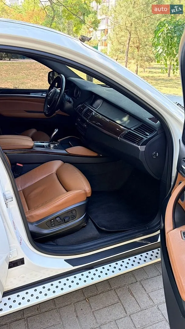 2010 BMW X6 - мініатюра 36