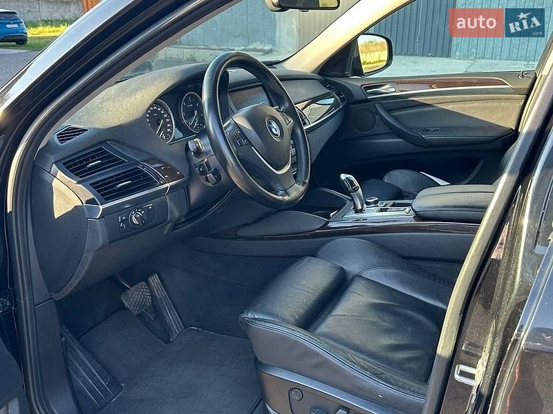 Внедорожник / Кроссовер BMW X6 2012 в Киеве