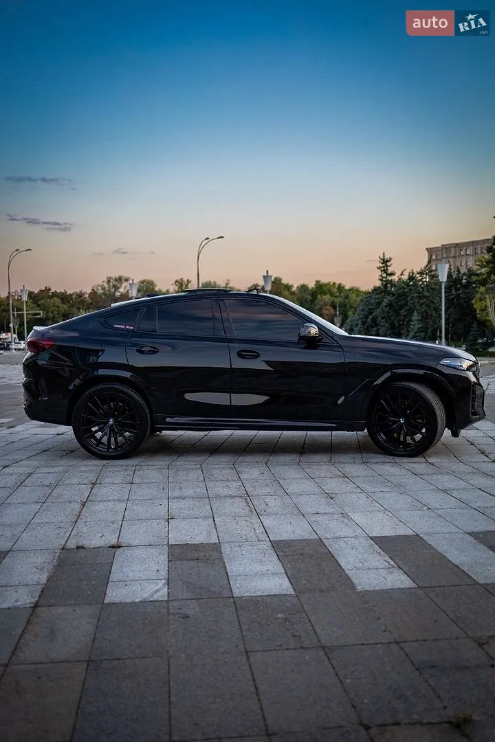 2020 BMW X6 - мініатюра 3