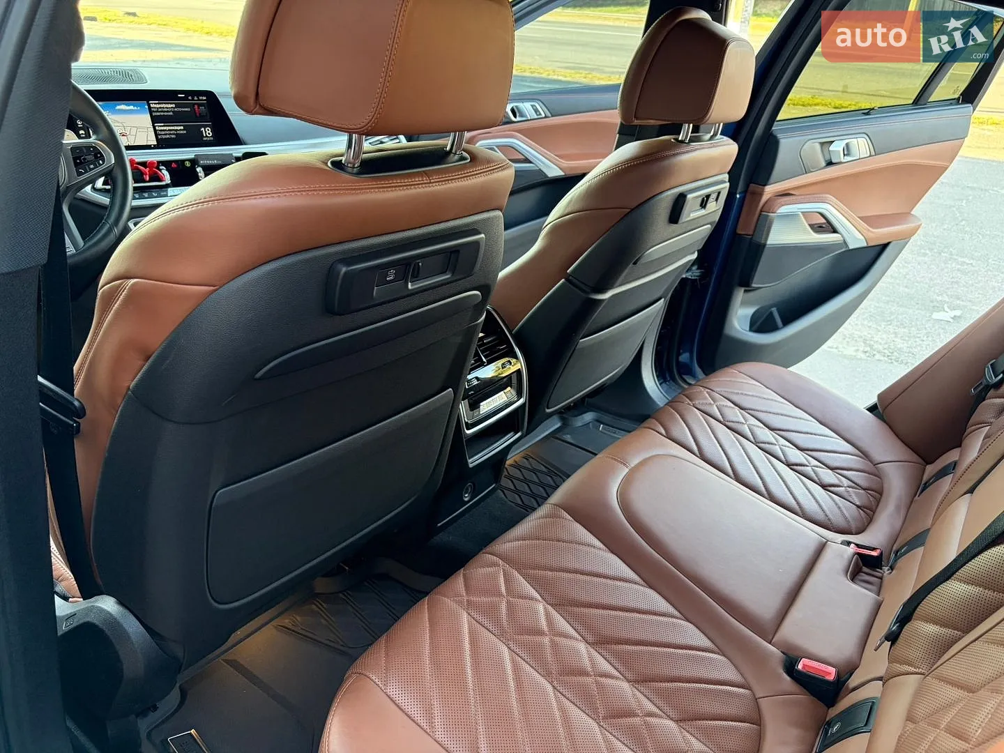 2022 BMW X6 - мініатюра 35