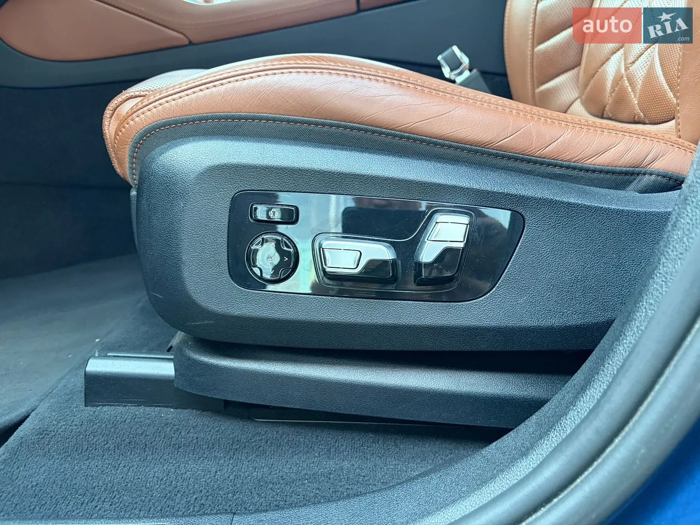 2022 BMW X6 - мініатюра 66