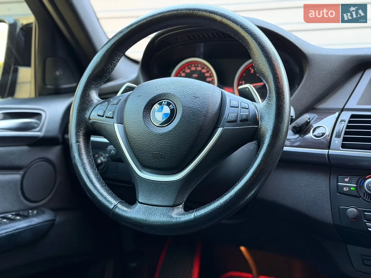 2011 BMW X6 - мініатюра 28
