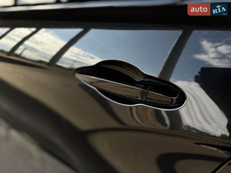 Внедорожник / Кроссовер BMW X6 2015 в Киеве