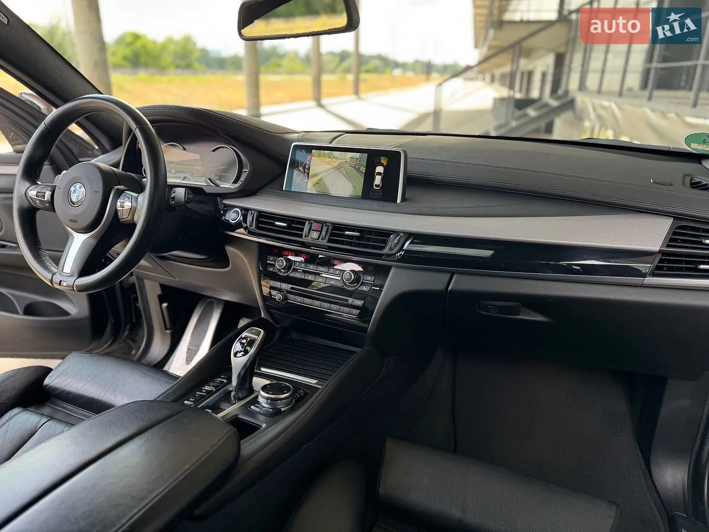 2015 BMW X6 - мініатюра 31