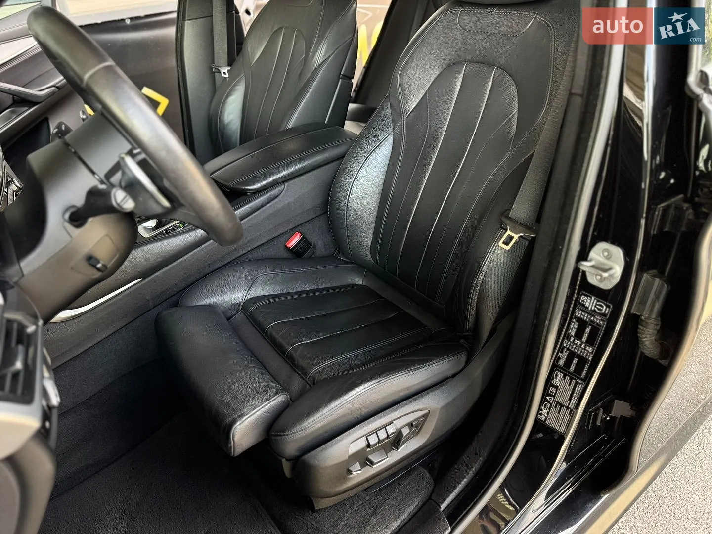2015 BMW X6 - мініатюра 38