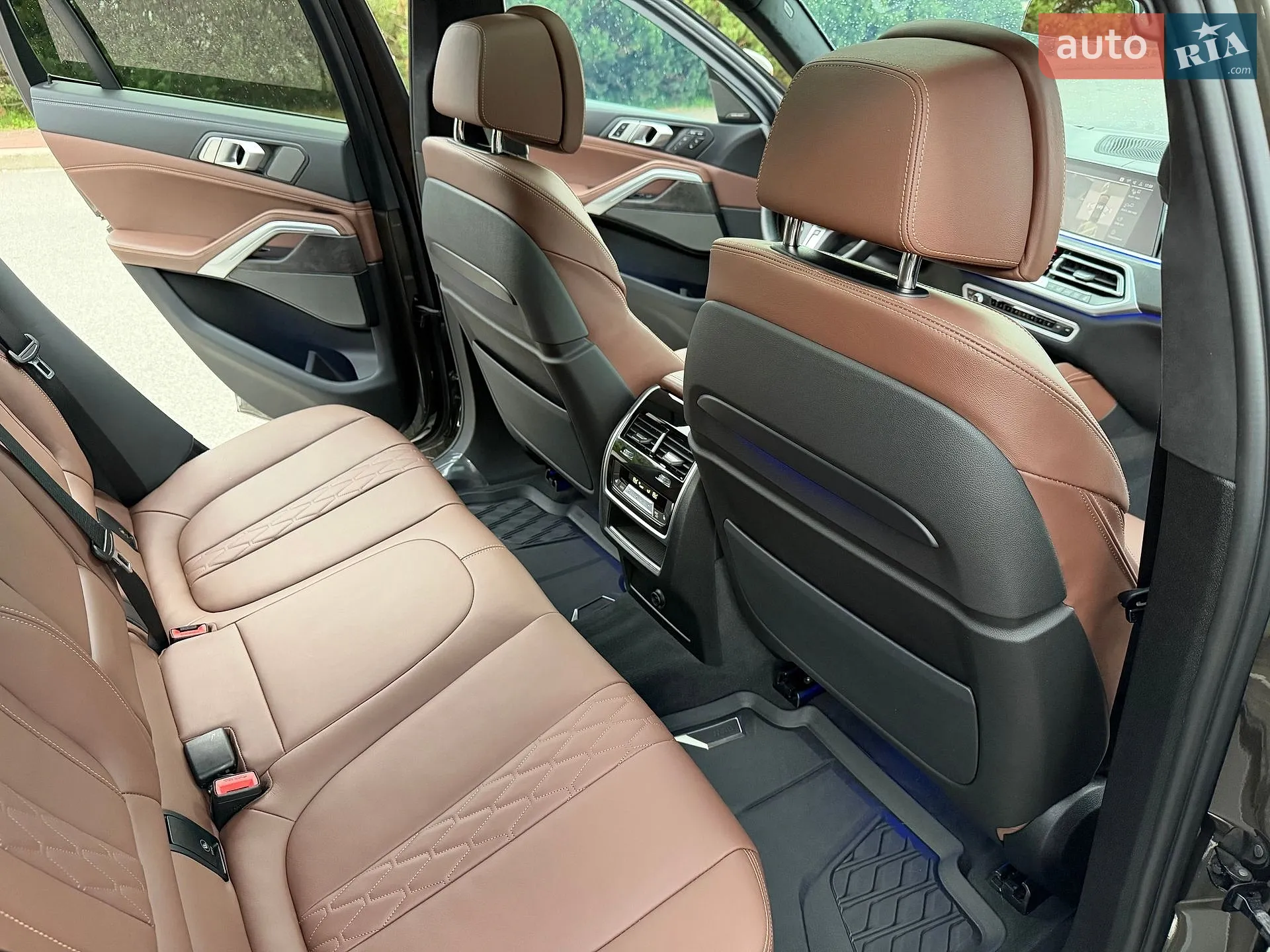 2022 BMW X6 - мініатюра 51