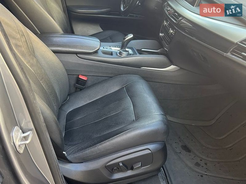 Внедорожник / Кроссовер BMW X6 2016 в Львове