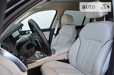 Позашляховик / Кросовер BMW X7 2019 в 