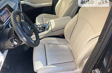 Внедорожник / Кроссовер BMW X7 2020 в Киеве