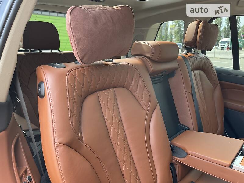 Позашляховик / Кросовер BMW X7 2020 в Києві