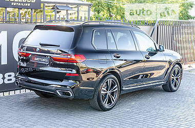 Внедорожник / Кроссовер BMW X7 2020 в 