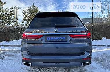 Позашляховик / Кросовер BMW X7 2019 в 