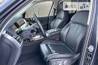 Позашляховик / Кросовер BMW X7 2019 в 