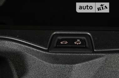 Позашляховик / Кросовер BMW X7 2020 в 