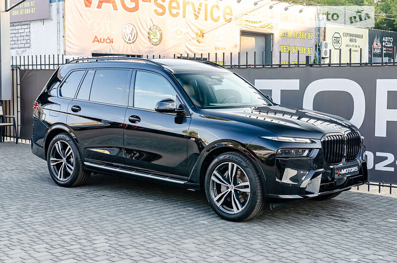 Позашляховик / Кросовер BMW X7 2023 в Києві