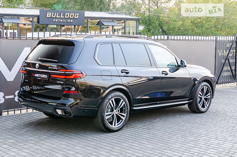 Позашляховик / Кросовер BMW X7 2023 в Києві