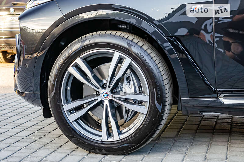 Позашляховик / Кросовер BMW X7 2023 в Києві