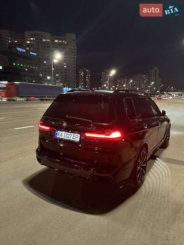 Позашляховик / Кросовер BMW X7 2020 в Києві