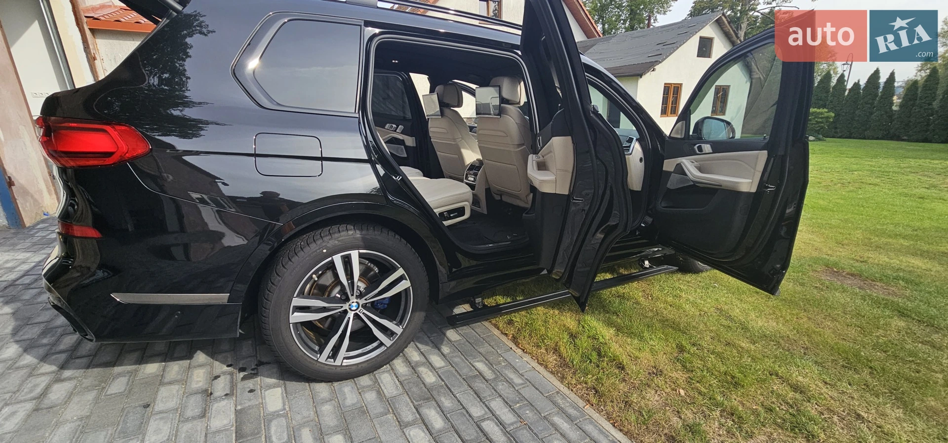 2020 BMW X7 - мініатюра 29