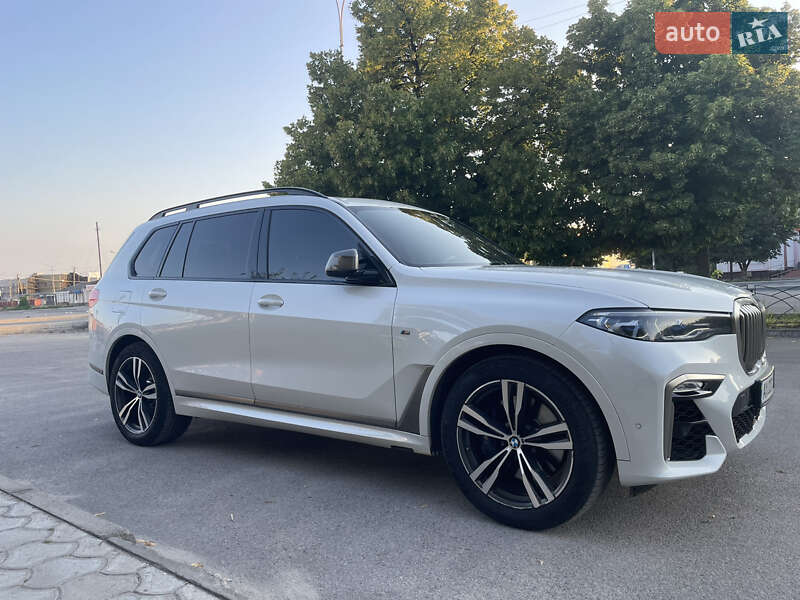 Внедорожник / Кроссовер BMW X7 2019 в Новомосковске