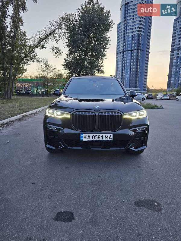 Позашляховик / Кросовер BMW X7 2020 в Києві фото 2 Позашляховик / Кросовер BMW X7 2020 в Києві