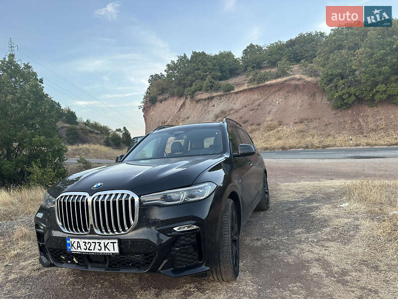 Внедорожник / Кроссовер BMW X7 2022 в Киеве
