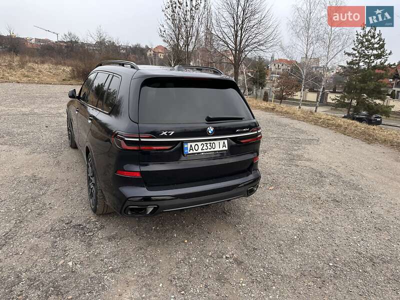 Внедорожник / Кроссовер BMW X7 2023 в Ужгороде