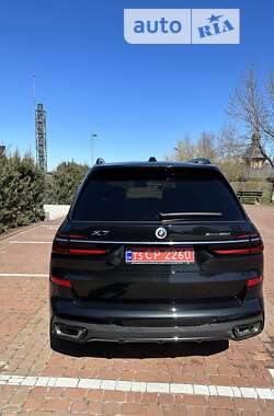 Позашляховик / Кросовер BMW X7 2023 в Києві