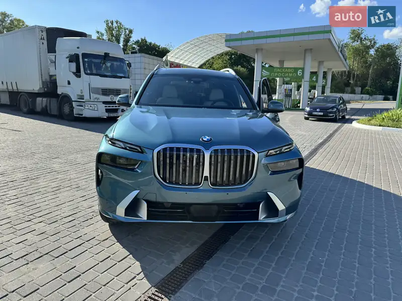 BMW X7