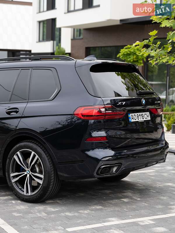 Внедорожник / Кроссовер BMW X7 2021 в Ужгороде