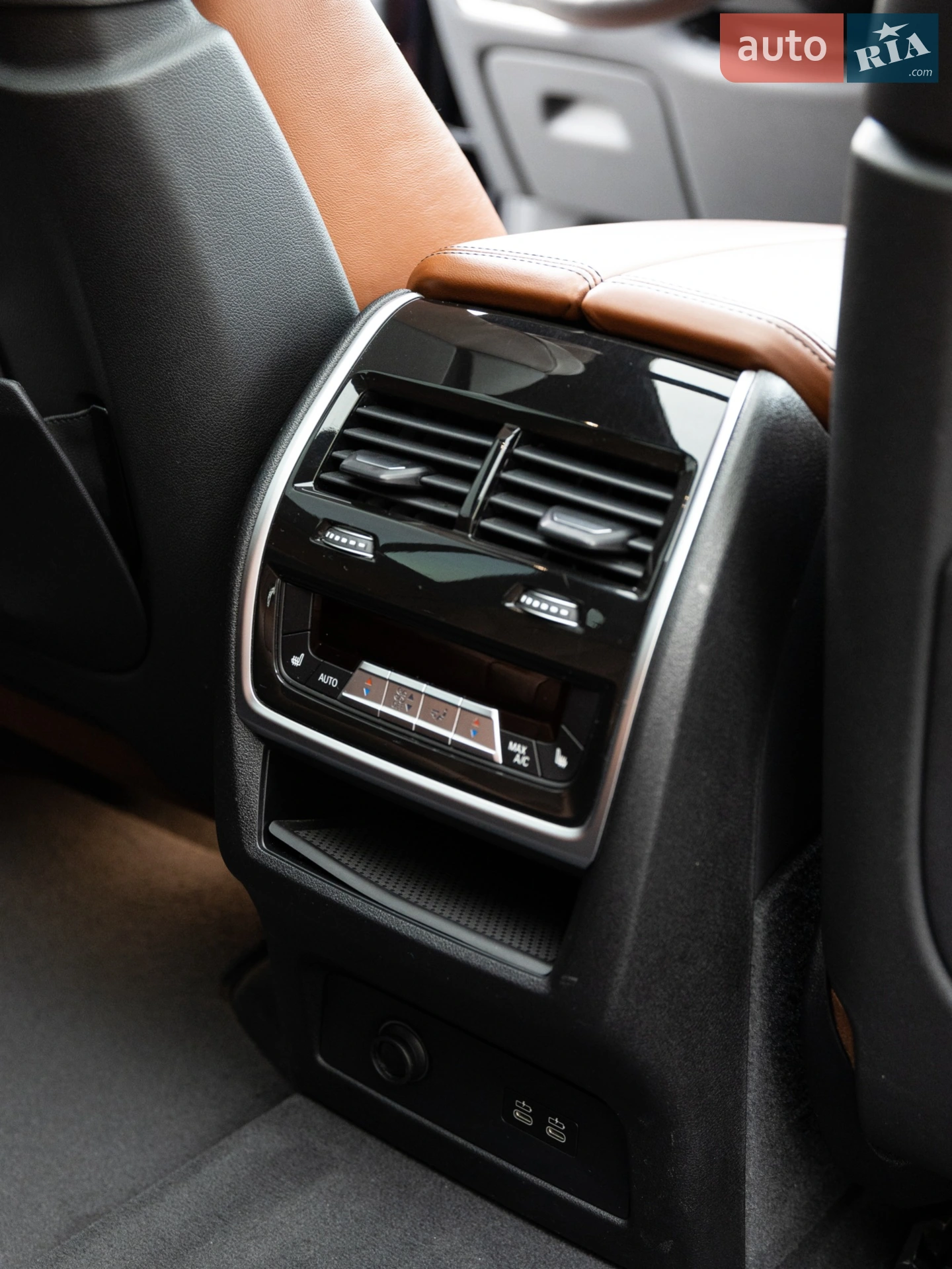 2021 BMW X7 - мініатюра 34