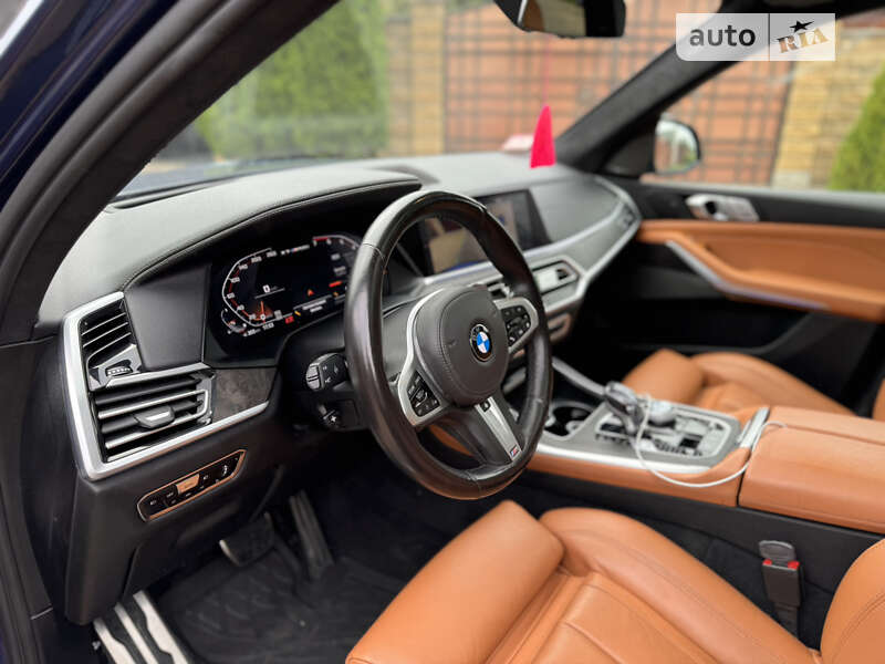 Внедорожник / Кроссовер BMW X7 2021 в Ровно