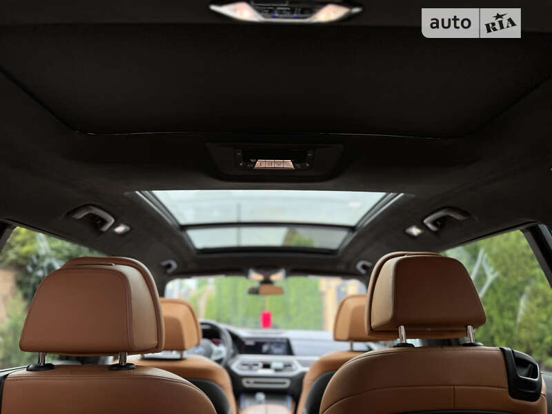 Внедорожник / Кроссовер BMW X7 2021 в Ровно