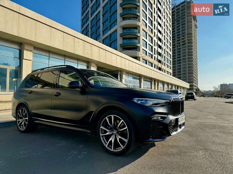 Внедорожник / Кроссовер BMW X7 2020 в 
