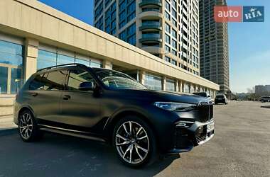 Внедорожник / Кроссовер BMW X7 2020 в 