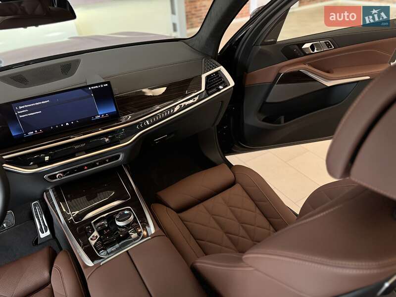 Внедорожник / Кроссовер BMW X7 2023 в Одессе