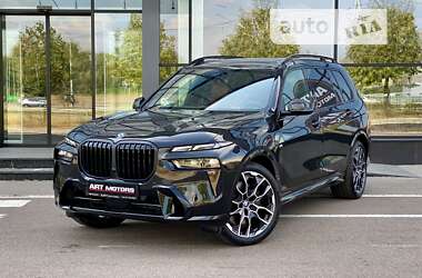 Внедорожник / Кроссовер BMW X7 2024 в Киеве