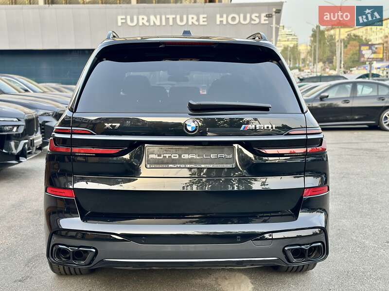 Внедорожник / Кроссовер BMW X7 2024 в Киеве