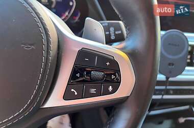 Позашляховик / Кросовер BMW X7 2019 в 