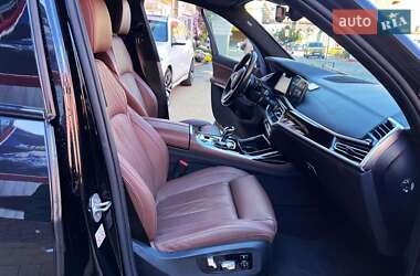 Позашляховик / Кросовер BMW X7 2019 в 