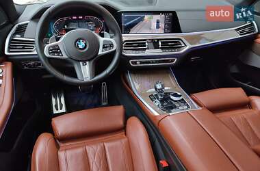 Позашляховик / Кросовер BMW X7 2019 в 