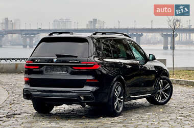 Внедорожник / Кроссовер BMW X7 2024 в Киеве