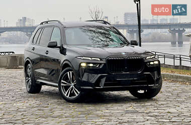 Внедорожник / Кроссовер BMW X7 2024 в Киеве