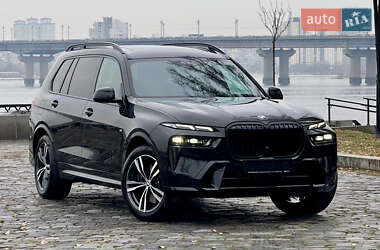 Внедорожник / Кроссовер BMW X7 2024 в Киеве