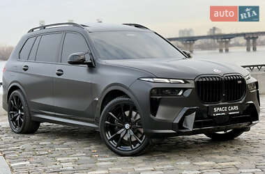 Внедорожник / Кроссовер BMW X7 2022 в Киеве