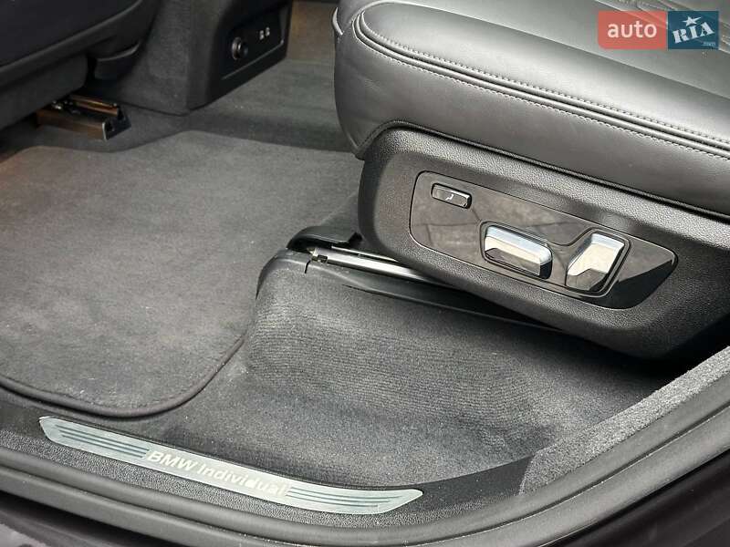 Внедорожник / Кроссовер BMW X7 2020 в Киеве