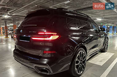 Внедорожник / Кроссовер BMW X7 2023 в 