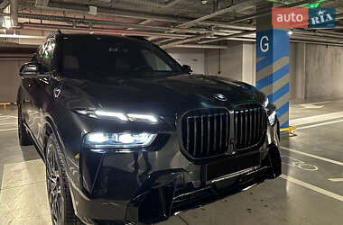 Внедорожник / Кроссовер BMW X7 2023 в 