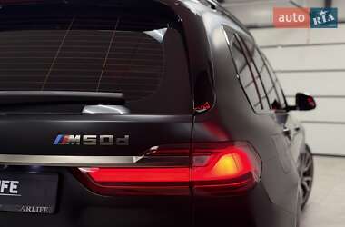 Внедорожник / Кроссовер BMW X7 2022 в 